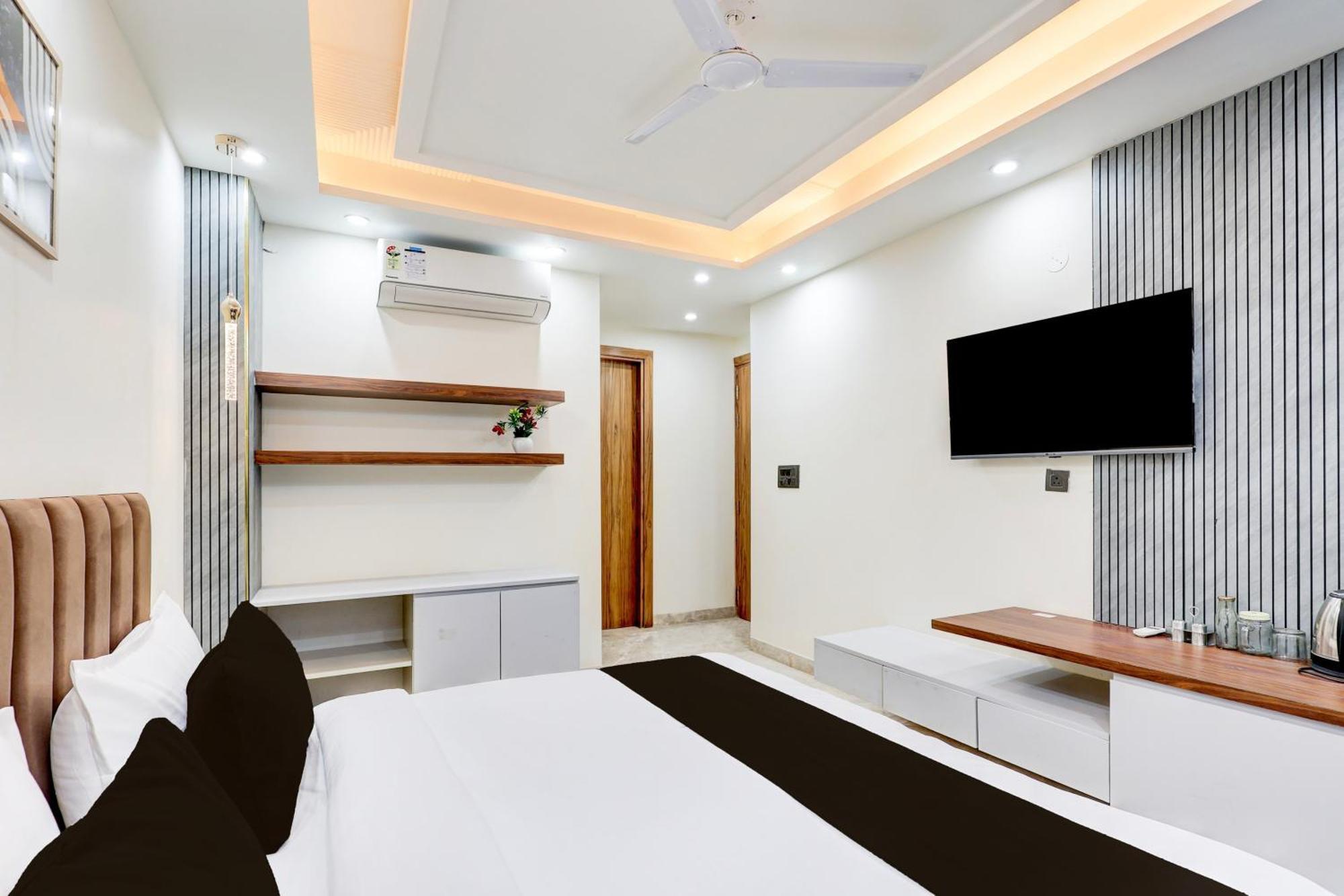Super Hotel O Sector 43 Gurgaon Exterior foto